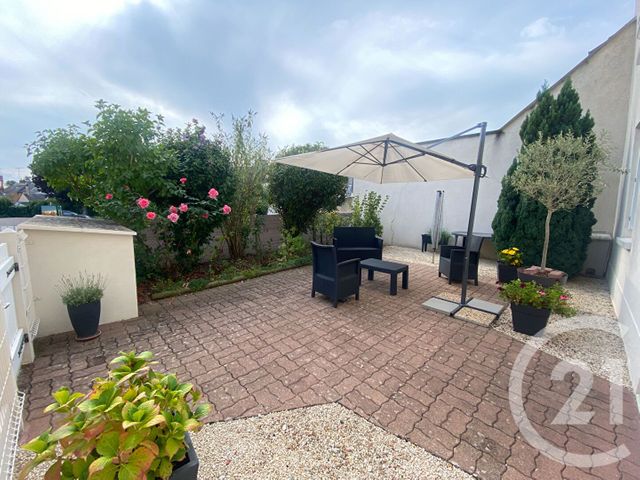 Appartement à louer - 3 pièces - 53.86 m2 - CHATEAUDUN - 28 - CENTRE - Century 21 Doussain Philippon Immobilier