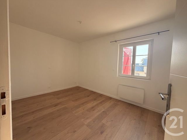 Appartement F3 à louer - 3 pièces - 60.77 m2 - YEVRES - 28 - CENTRE - Century 21 Doussain Philippon Immobilier