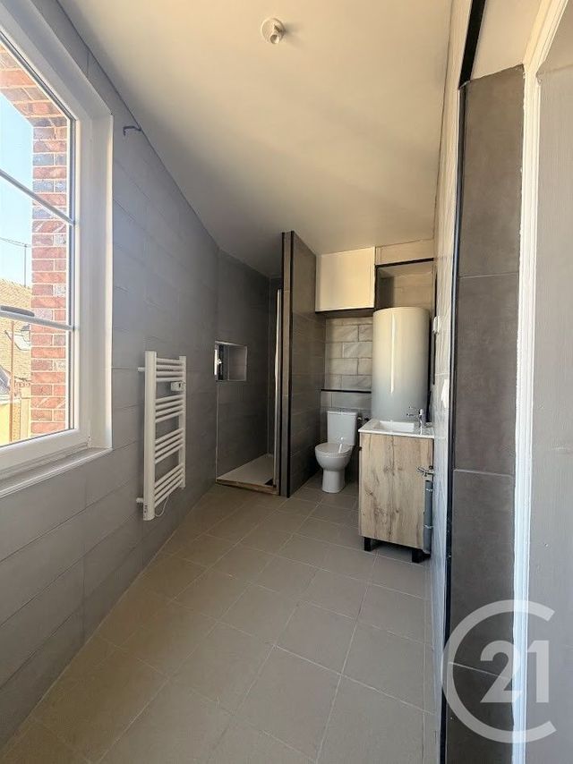 Appartement F3 à louer - 3 pièces - 60.77 m2 - YEVRES - 28 - CENTRE - Century 21 Doussain Philippon Immobilier