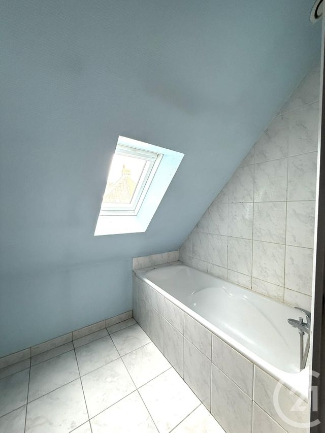Appartement à louer - 4 pièces - 62.65 m2 - BROU - 28 - CENTRE - Century 21 Doussain Philippon Immobilier
