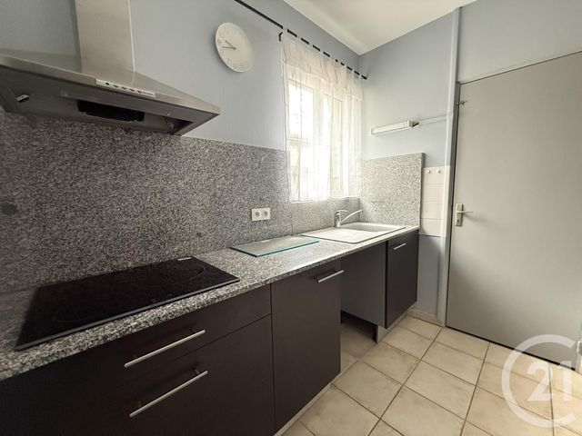 Appartement à louer - 4 pièces - 62.65 m2 - BROU - 28 - CENTRE - Century 21 Doussain Philippon Immobilier