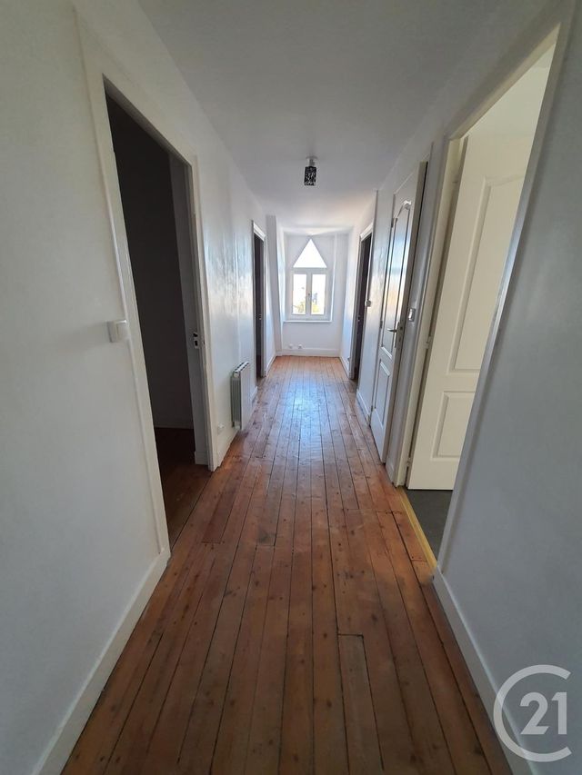 Appartement à louer - 2 pièces - 56.88 m2 - CHATEAUDUN - 28 - CENTRE - Century 21 Doussain Philippon Immobilier