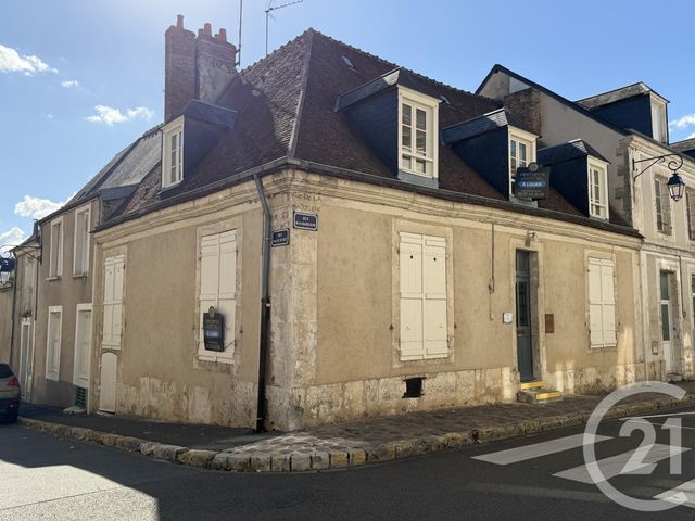 maison à louer - 5 pièces - 115.0 m2 - CHATEAUDUN - 28 - CENTRE - Century 21 Doussain Philippon Immobilier