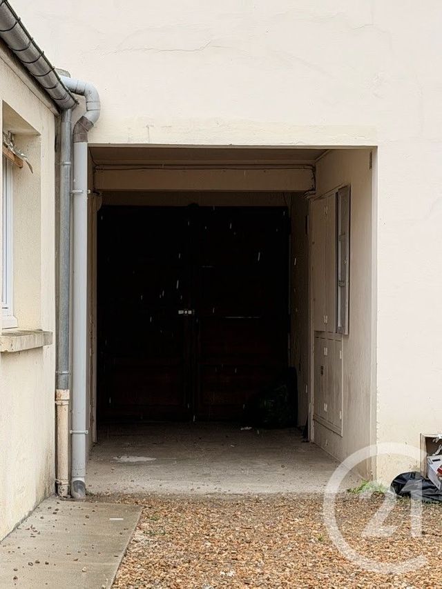 parking à louer - 15.0 m2 - CHATEAUDUN - 28 - CENTRE - Century 21 Doussain Philippon Immobilier