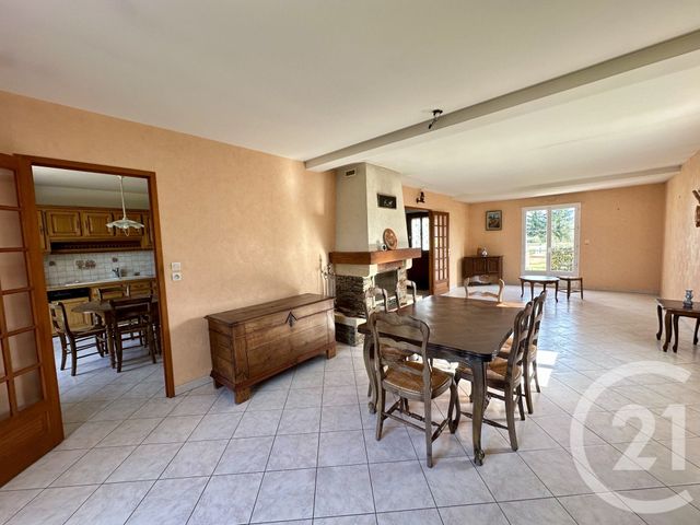 maison à vendre - 5 pièces - 110.11 m2 - YEVRES - 28 - CENTRE - Century 21 Doussain Philippon Immobilier