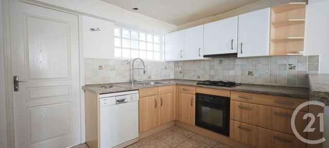 Appartement à vendre - 3 pièces - 95.42 m2 - CHATEAUDUN - 28 - CENTRE - Century 21 Doussain Philippon Immobilier