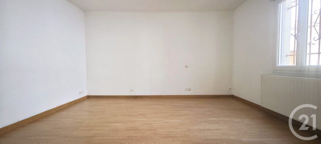 Appartement à vendre - 3 pièces - 95.42 m2 - CHATEAUDUN - 28 - CENTRE - Century 21 Doussain Philippon Immobilier