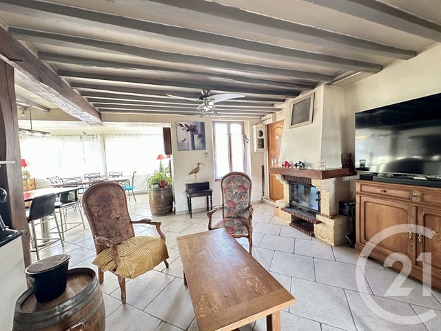 maison à vendre - 7 pièces - 156.0 m2 - YEVRES - 28 - CENTRE - Century 21 Doussain Philippon Immobilier