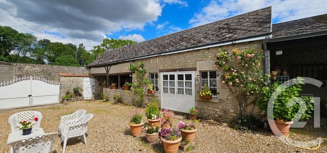 maison à vendre - 6 pièces - 160.0 m2 - VOVES - 28 - CENTRE - Century 21 Doussain Philippon Immobilier