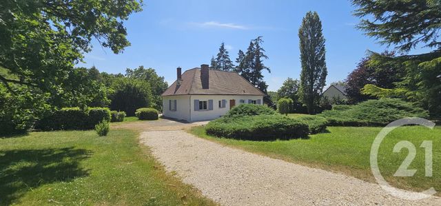 maison à vendre - 5 pièces - 195.87 m2 - ST MAUR SUR LE LOIR - 28 - CENTRE - Century 21 Doussain Philippon Immobilier
