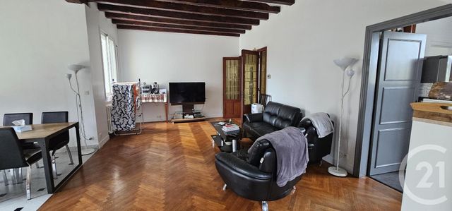 maison à vendre - 5 pièces - 195.87 m2 - ST MAUR SUR LE LOIR - 28 - CENTRE - Century 21 Doussain Philippon Immobilier